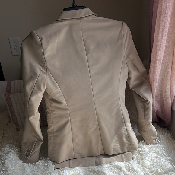 Apartment 9 Tan Blazer size 4 with matching skirt size 6 - Picture 4 of 8